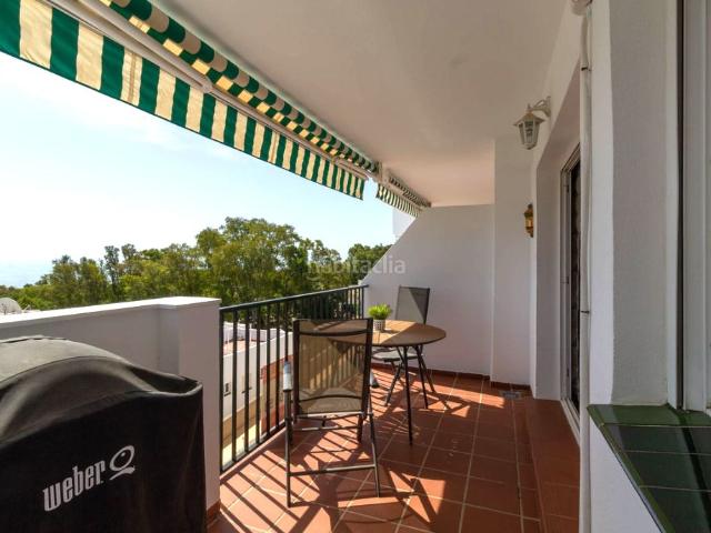 Apartamento en venta en Mijas, Riviera del Sol. Apartamento listo para entrar a vivir con vistas al mar y piscina. Apartamentos.