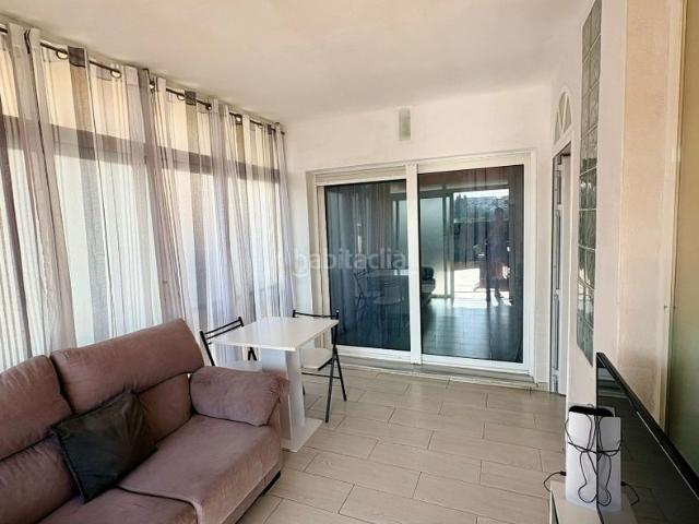Apartamento en venta en Mijas, Riviera del Sol. BAJO CON LICENCIA VACACIONAL Y GRAN JARDÍN EN RIVIERA DEL SOL 3 DORMITORIOS. Apartamentos.