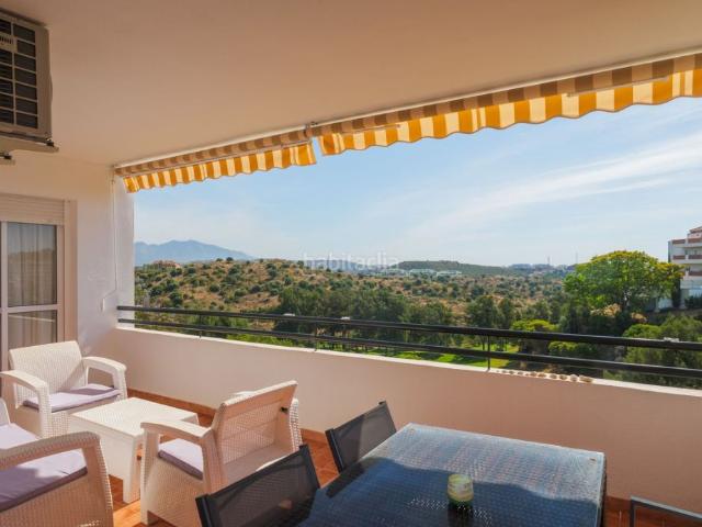 Apartamento en venta en Mijas, Riviera del Sol. Fantástico apartamento con piscina, garaje y vistas al campo de golf. Apartamentos.