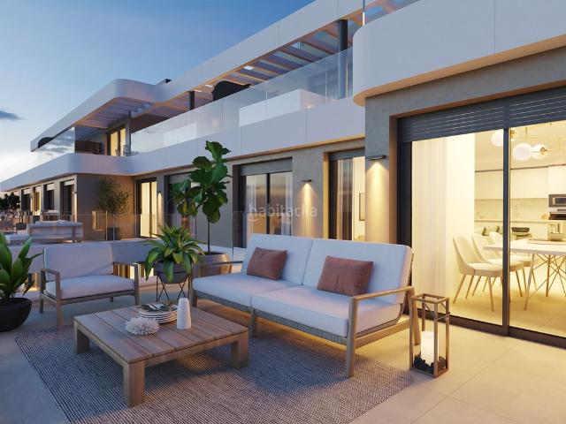 Apartamento en venta en Mijas, Riviera del Sol. Un estilo de vida elevado entre lujo, golf y belleza mediterránea. Apartamentos.