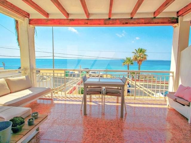 Apartamento en venta en Moraira con vistas al mar, Costa Blanca