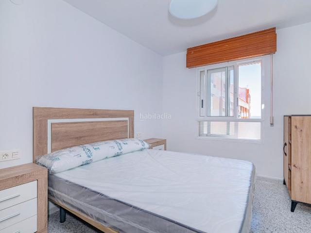 Apartamento en venta en Motril, Calahonda Carchuna. APARTAMENTO A 150 METROS DE LA PLAYA CON VISTAS AL MAR !. Apartamentos.