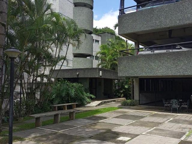 Apartamento en Venta en Municipio El Hatillo Miranda 143 m2. 4 hab