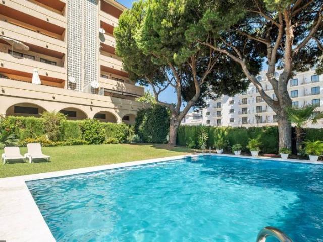 Apartamento en Venta en Nueva Andalucía centro