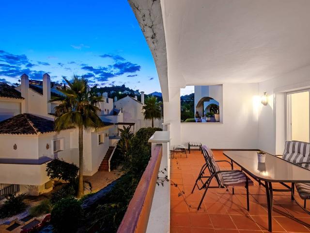 Apartamento en Venta en Nueva Andalucía centro