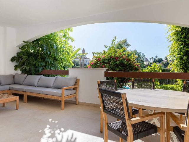 Apartamento en Venta en Nueva Andalucía centro