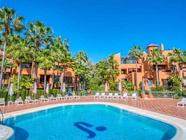 Apartamento en venta en Nueva Andalucia, Málaga Costa del Sol