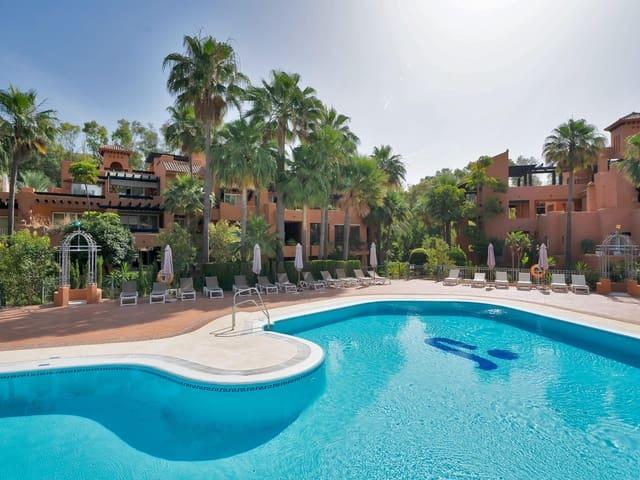 Apartamento en venta en Nueva Andalucia, Málaga Costa del Sol