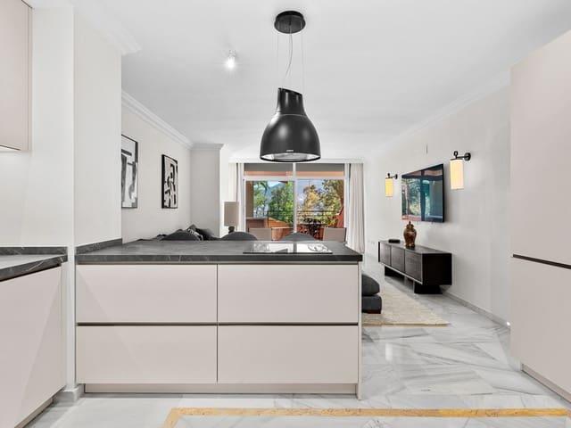 Apartamento en venta en Nueva Andalucia, Málaga Costa del Sol