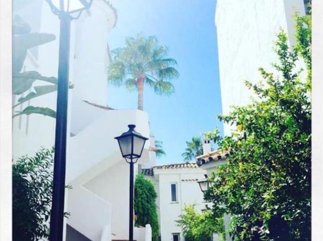 Apartamento en venta en Nueva Andalucia, Málaga Costa del Sol
