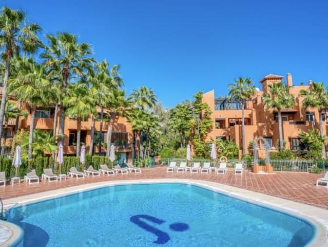 Apartamento en venta en Nueva Andalucia, Málaga Costa del Sol