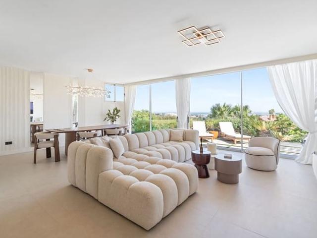 Apartamento en venta en Nueva Andalucia, Málaga Costa del Sol