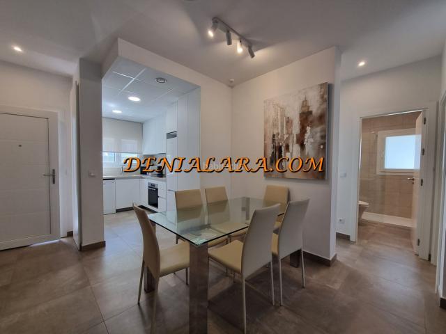 Apartamento en venta en Oliva, Oliva Nova. Apartamento en planta baja con gran terraza de 137 metros en venta en Oliva Nova. Apartamentos.