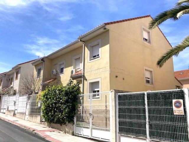 Apartamento en venta en Olías del Rey. CHALET ADOSADO EN CALLE CIUDAD RODRIGO, OLIAS DEL REY. Apartamentos Olías del.