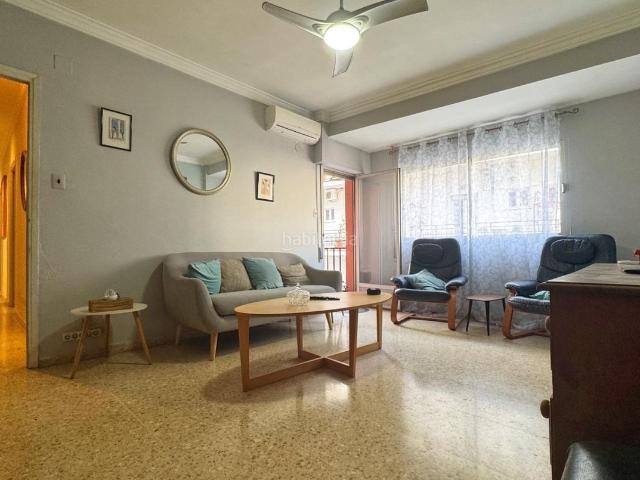 Apartamento en venta en Ondara. Piso con balcón, terrazas y ascensor en el centro de Ondara. Apartamentos.