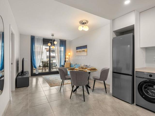 Apartamento en venta en Orihuela, Villamartín Las Filipinas. Moderno apartamento en un paraíso vacacional!. Apartamentos.