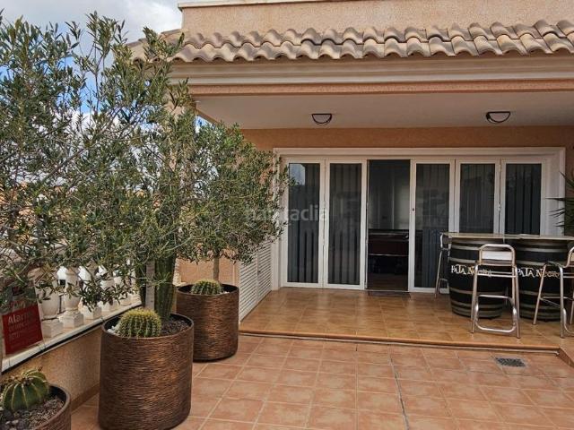 Apartamento en venta en Orihuela, Villamartín Las Filipinas. Apartamento de lujo de 3 dormitorios con gran terraza y zona wellness en Orihuela Costa. Apartamentos.