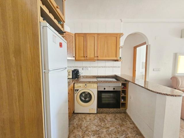 Apartamento en venta en Orihuela, Aguamarina. Se vende apartamento en Cabo Roig, una de las zonas maacutes valoradas de Orihuela Costa, situado a tan solo un minuto andando de. Apartamentos.