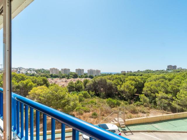 Apartamento en venta en Orihuela, Campoamor. Apartamento con vistas al mar en Altos de Campoamor Orihuela Costa. Apartamentos.