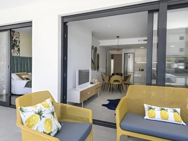 Apartamento en venta en Orihuela, Campoamor. Apartamento Moderno con Vistas Panorámicas al Mar en Orihuela Costa. Apartamentos.