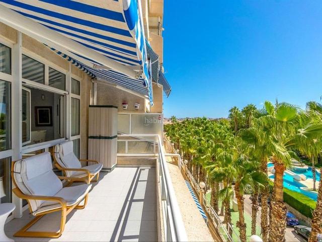 Apartamento en venta en Orihuela, Campoamor. Descubre este encantador apartamento ubicado en Altos de Campoamor, una de las aacutereas mas bonitas y verdes de Orihuela Costa. Apartamentos.