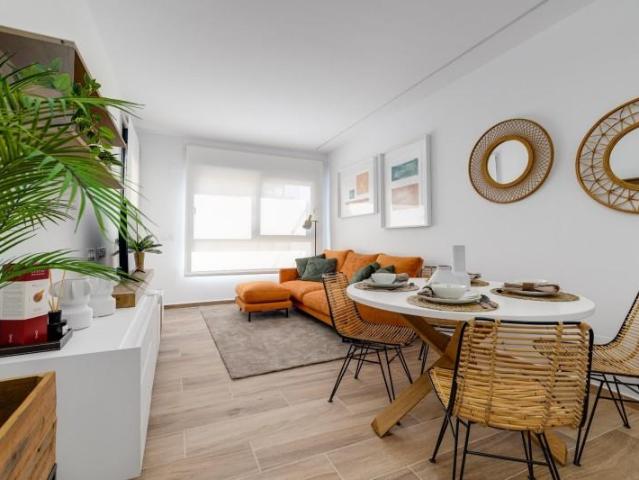 Apartamento en venta en Orihuela Costa, Villamartin