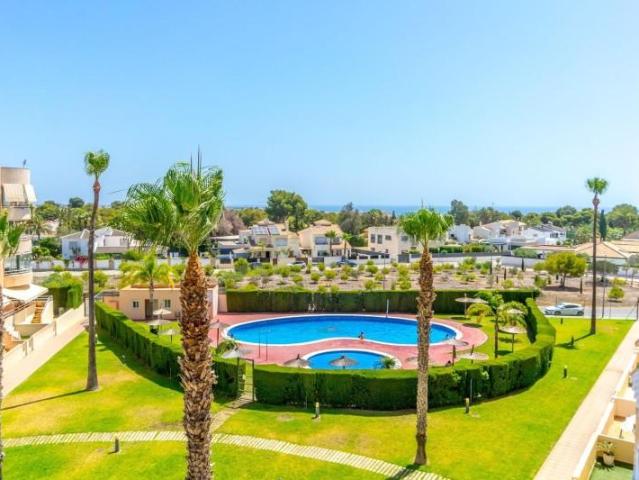 Apartamento en venta en Dehesa de campoamor, Campoamor