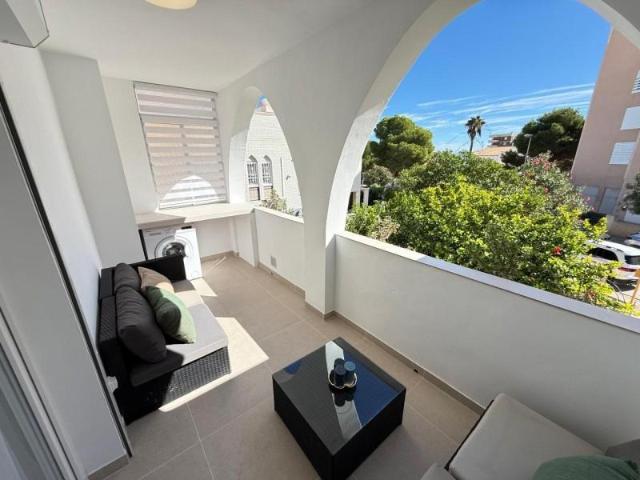 Apartamento en venta en Orihuela Costa, La Regia