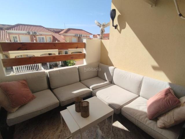 Apartamento en venta en Orihuela, La Zenia. Soleado apartamento con piscina comunitaria y cerca del centro comercial en la ZeniaOrihuela Costa. Apartamentos.