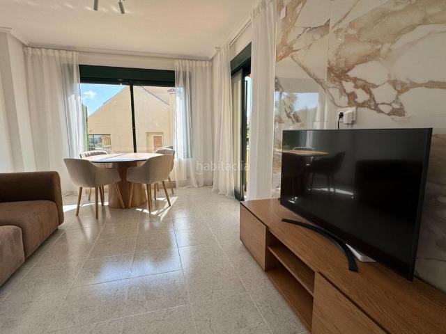 Apartamento en venta en Orihuela, Lomas de Campoamor Las Ramblas. REFORMADO APARTAMENTO EN LOMAS DE CAMPOAMOR CON PISCINA COMUNITARIA. 2 DORM. 2 BAÑOS. SUPERFICIE 83 M2. Apartamentos.