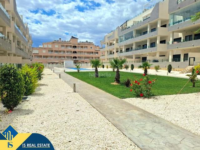 Apartamento en venta en Orihuela, Lomas de Cabo Roig Los Dolses. Apartamento con piscina comunitaria, en la provincia de Alicante, en la localidad de Orihuela Costa. 3 habitaciones 109 m² 3 k.