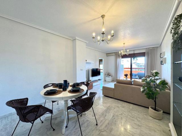 Apartamento en venta en Orihuela, Los Almendros. Apartamentos.