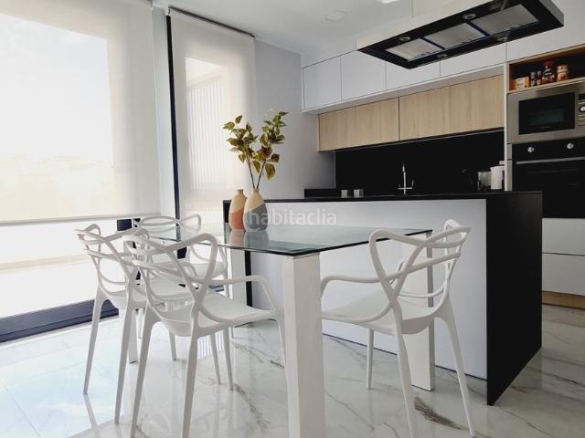 Apartamento en venta en Orihuela, Los Almendros. Apartamentos.
