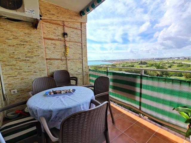 Apartamento en venta en Orihuela, Punta Prima. Apartamento de 2 dormitorios y 1 baño en Punta Prima Orihuela Costa. Apartamentos.