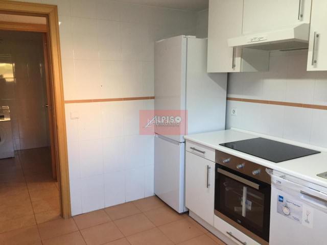 Apartamento en venta en Ourense, Barrocanes. Apartamentos.