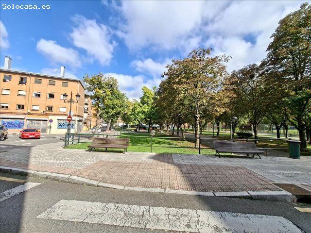 Apartamento en Venta en Oviedo, Asturias