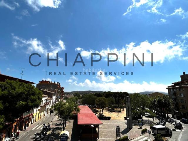 Apartamento en venta en Palafrugell, Centre Costa Brava. Amplio piso con TERRAZA y ASCENSOR. Apartamentos.