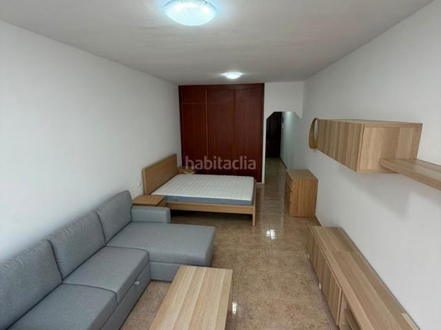 Apartamento en venta en Palmas de Gran Canaria Las, Santa Catalina Canteras. cristian. Apartamentos Palmas de Gran Canaria.