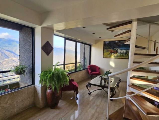APARTAMENTO EN VENTA EN PARQUE CAIZA 4h/4b+v/2pe JV
