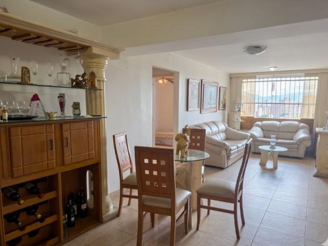 Apartamento en Venta en Parque Carabobo