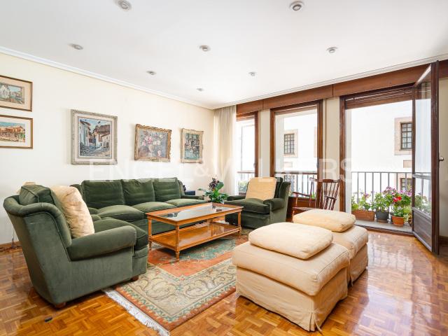 Apartamento en Venta en Parque San Francisco Uría