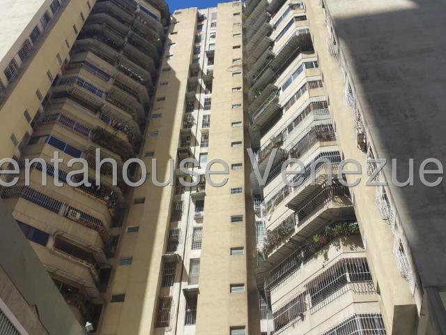 Apartamento en Venta en Parroquia La Candelaria, Caracas