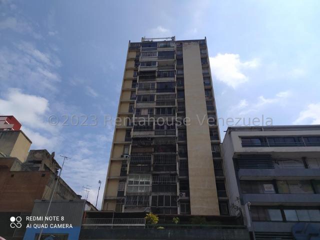 Apartamento en Venta en Parroquia La Candelaria, Caracas