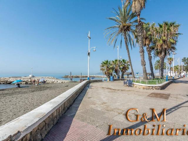 Apartamento en Venta en Pedregalejo Morlaco