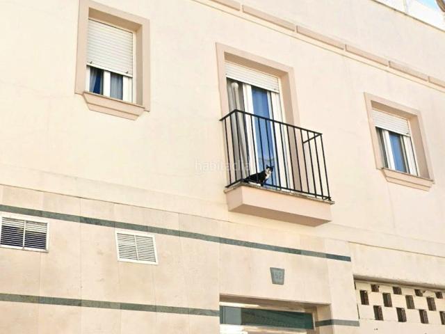 Apartamento en venta en Pedrera. Apartamentos.