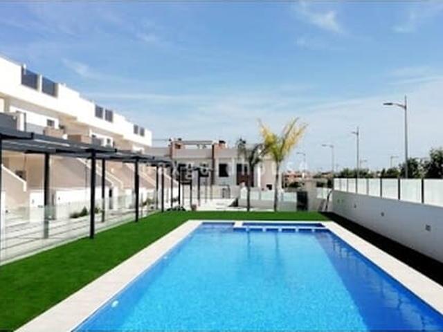 Apartamento en venta en Pilar de la Horadada, Alicante Costa Blanca
