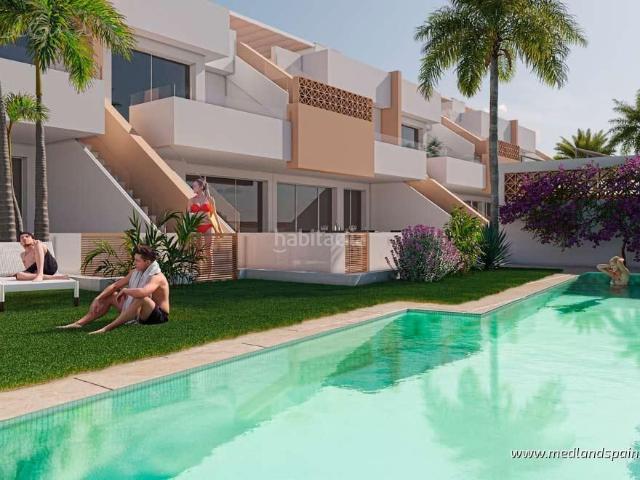 Apartamento en venta en Pilar de la Horadada, Pilar de la Horadada Ciudad. Apartamento con solárium privado en Pilar de la Horadada. Apartamentos Pilar de la.