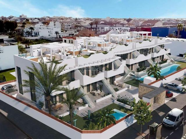 Apartamento en venta en Pilar de la Horadada, Pilar de la Horadada Ciudad. Apartamentos Pilar de la.