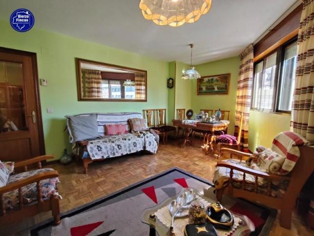 Apartamento en venta en Ponferrada, Flores de Sil