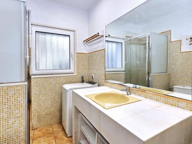 Apartamento en venta en Platja d´Aro, Fenals Costa Brava. Apartament cèntric amb pk a 1 minut platja llarga. Apartamentos Platja.